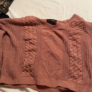 cropped sweater. size x-large.